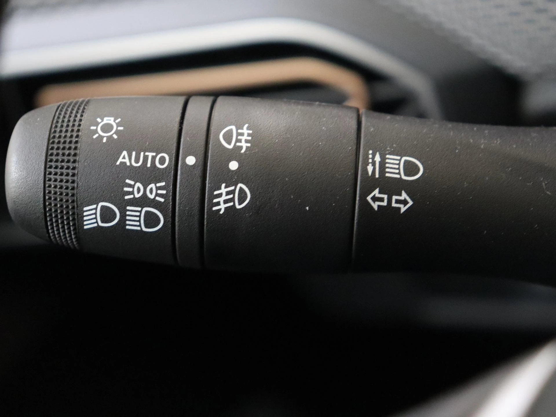 Dacia-Sandero Stepway-image-26