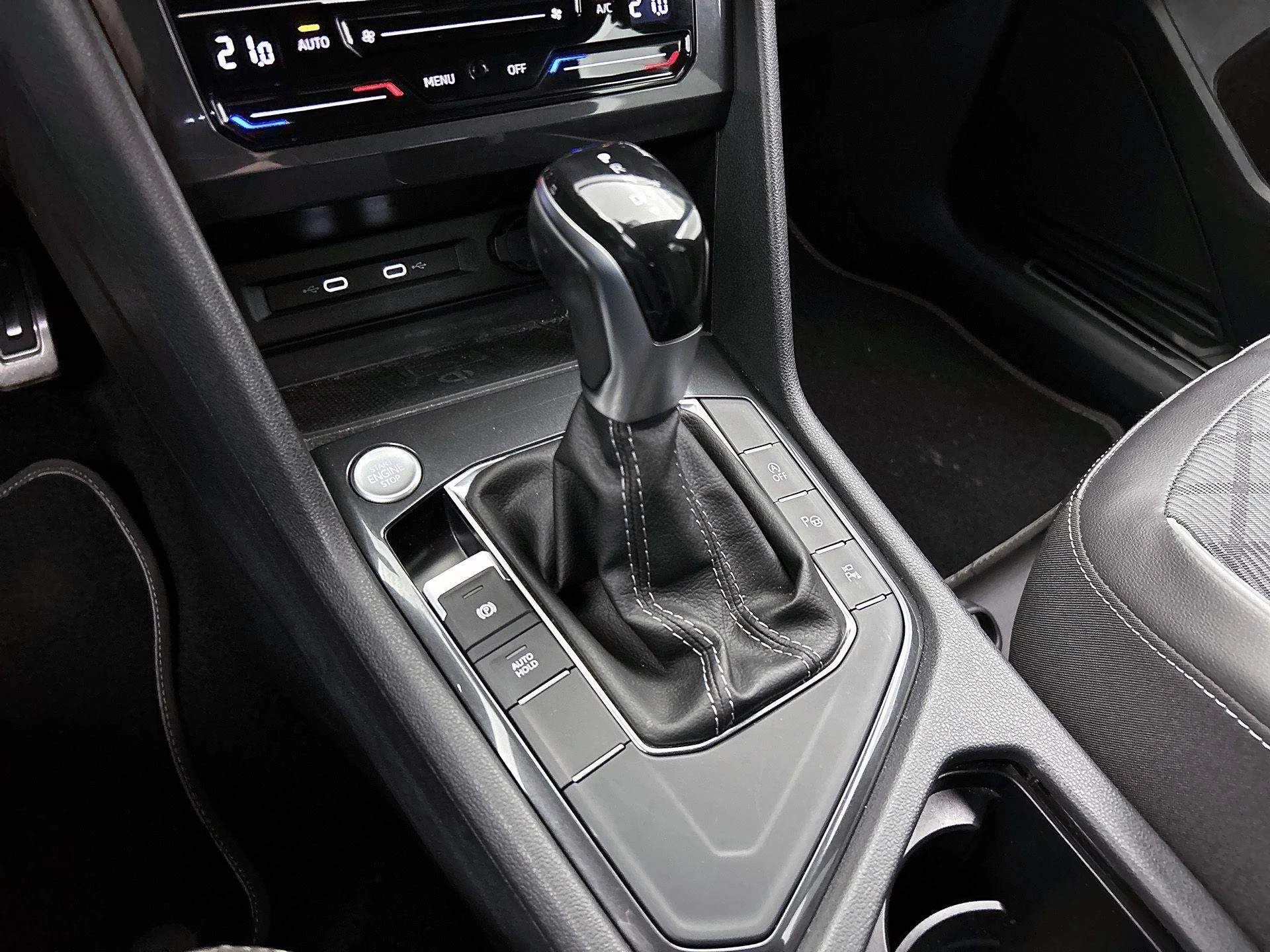 Volkswagen-Tiguan Allspace-image-32