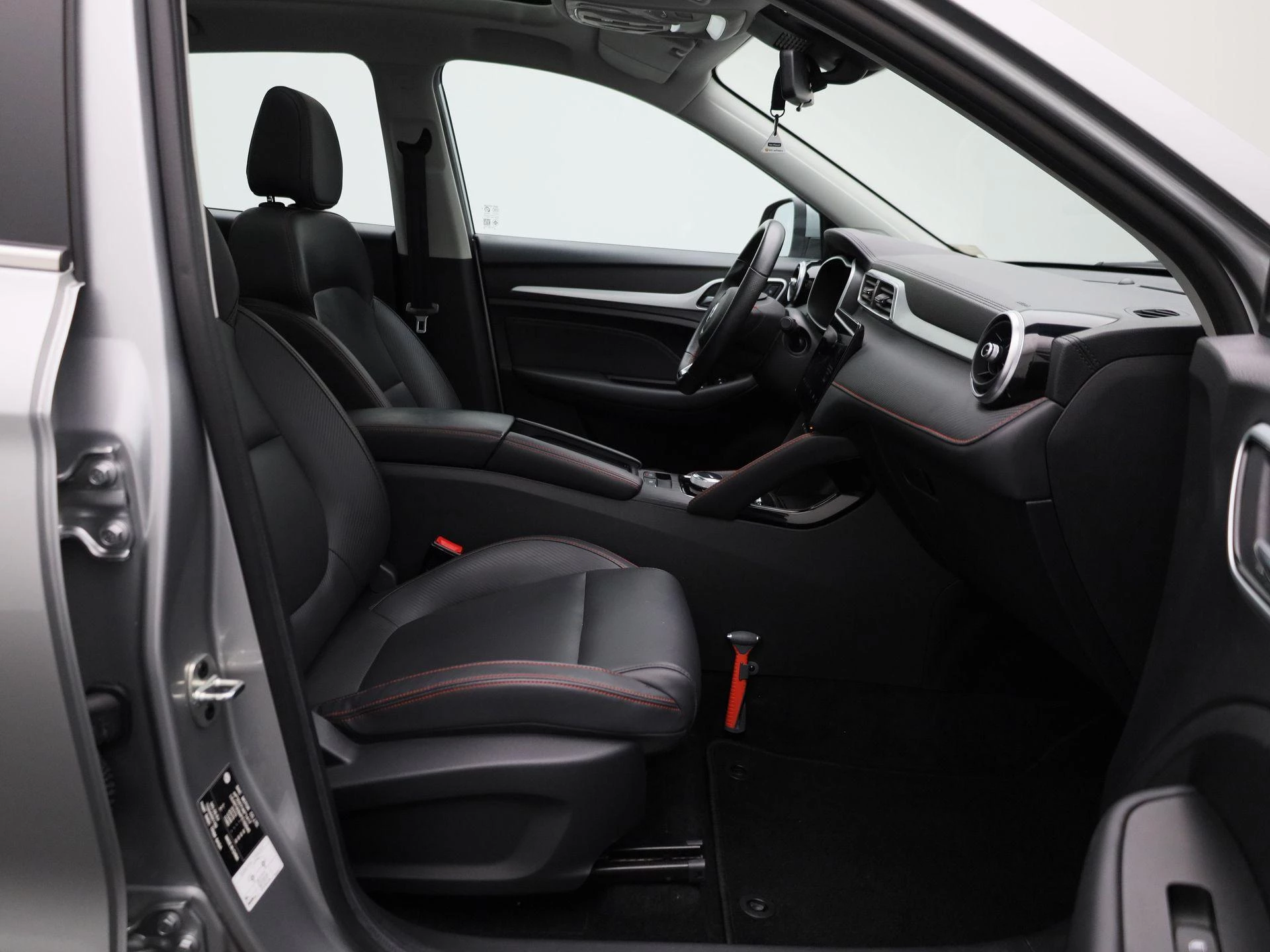 MG-ZS EV-image-33