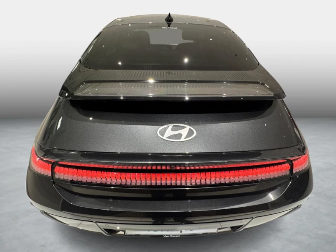 Hyundai-IONIQ 6-image-2