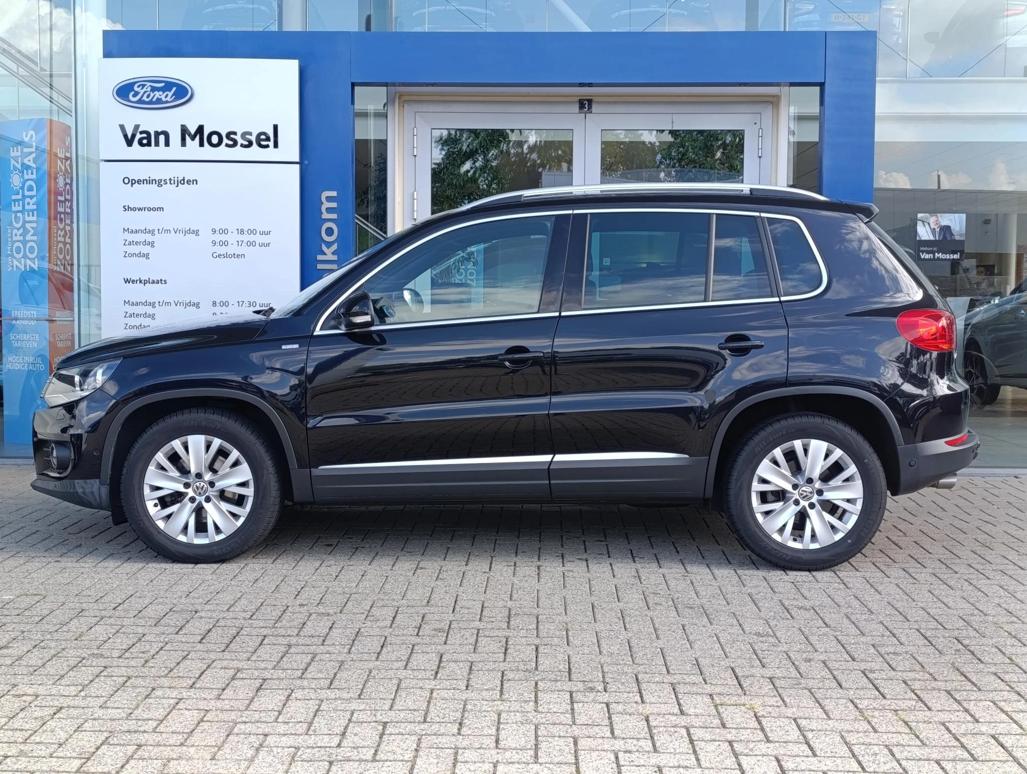 Volkswagen-Tiguan-image-1