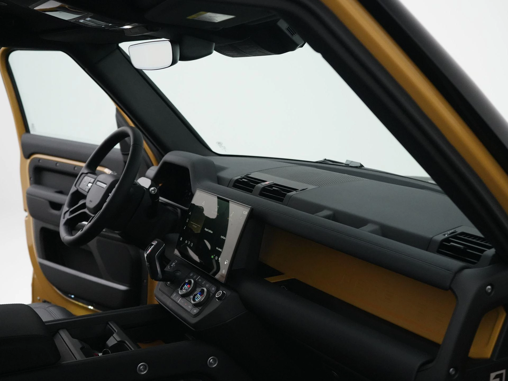 Land Rover-Defender-image-41