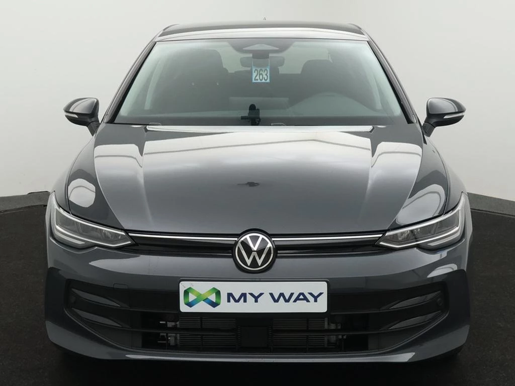 Volkswagen Golf VIII Golf Life Business 1.5 eTSI 85 kW (116 pk) DSG // DEMO
