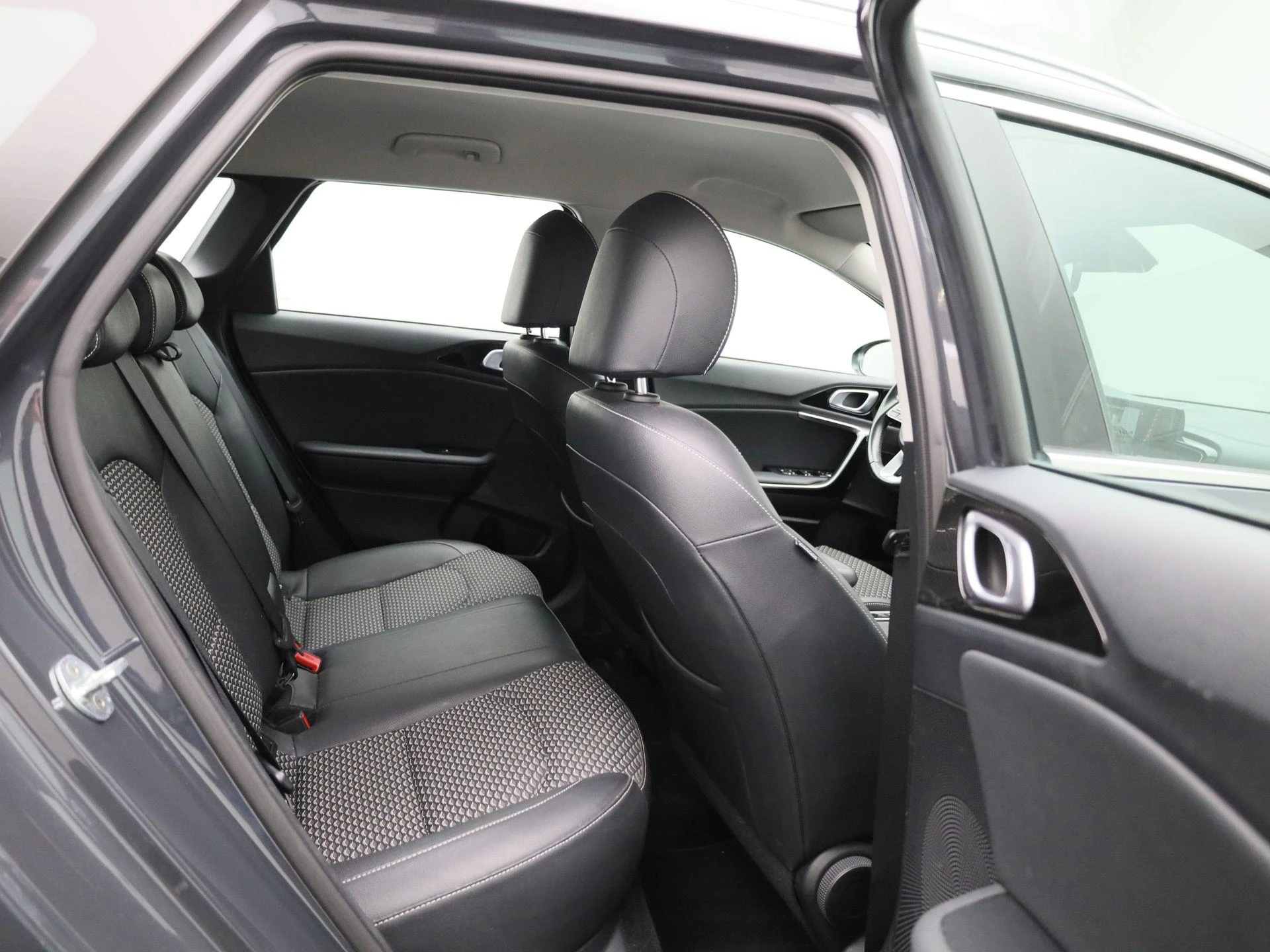 Kia-cee'd-image-32
