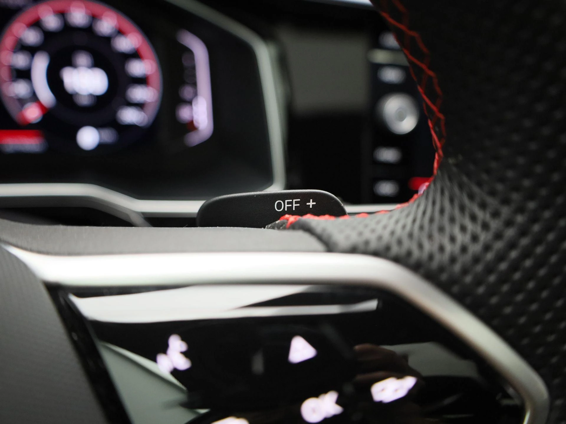 Volkswagen-Polo-image-18