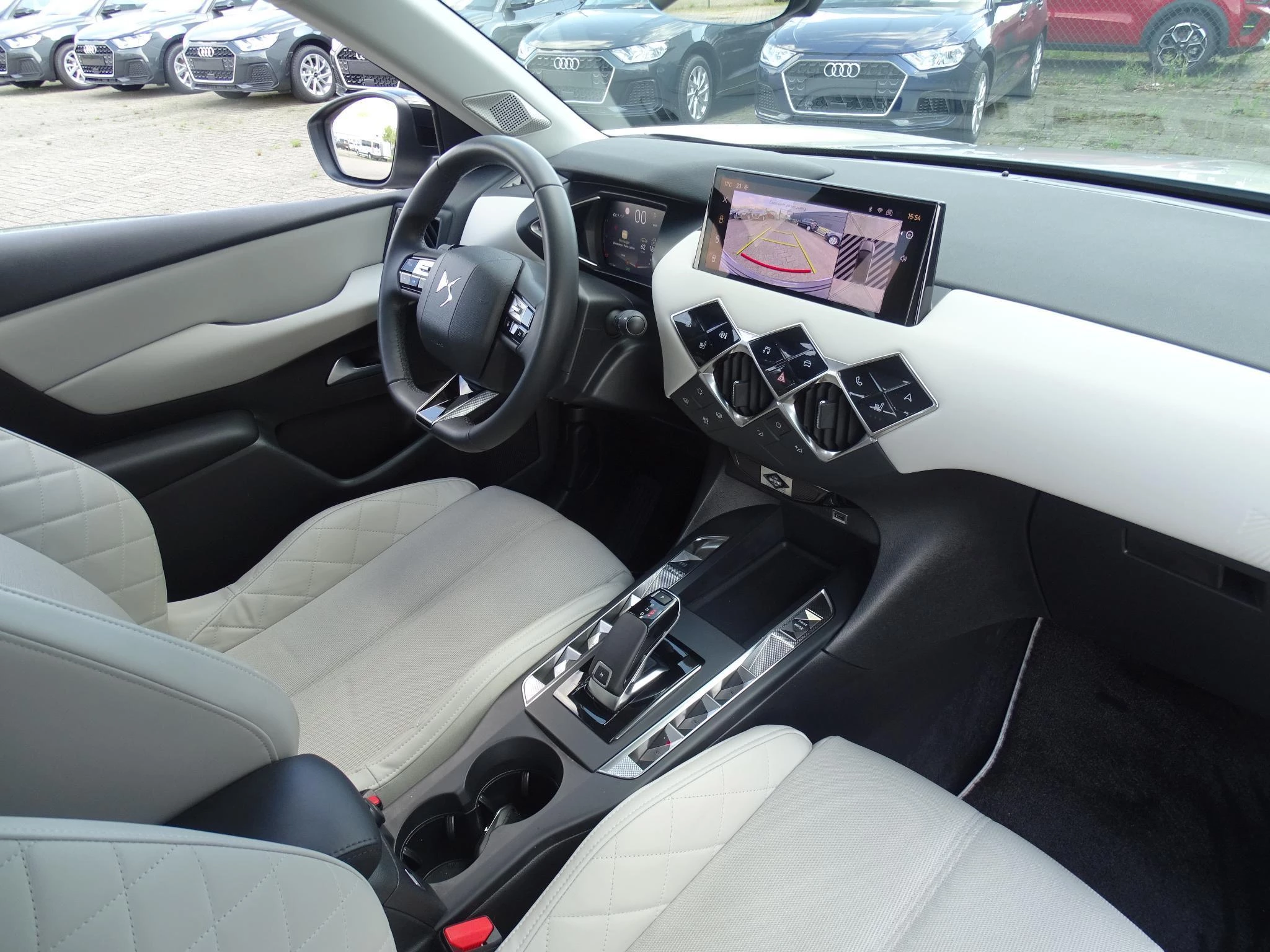 DS DS 3 1.2T Esprit de voyage automaat