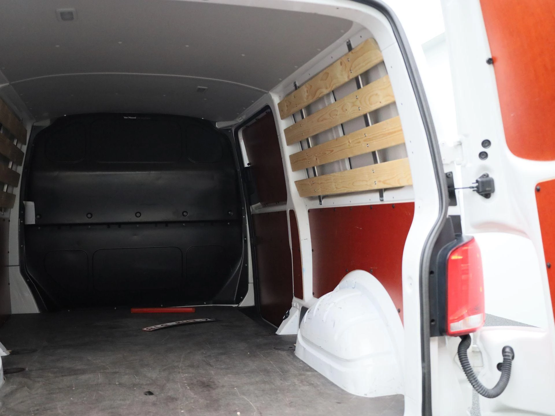Volkswagen Transporter 2.0 TDi SCR BMT 81/110 SWB 2.8T