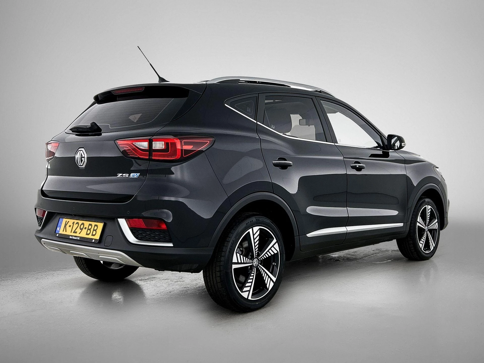 MG ZS EV Luxury 45 kWh