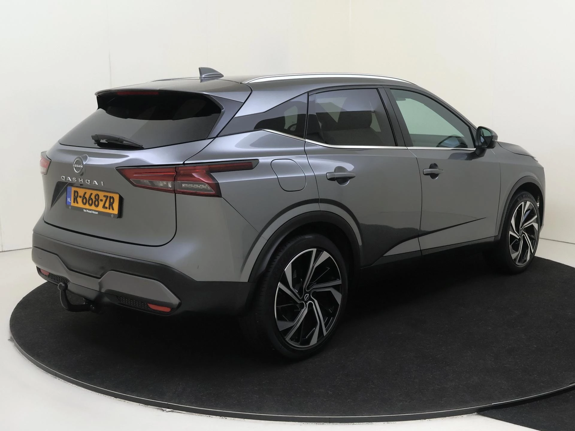 Nissan-QASHQAI-image-3