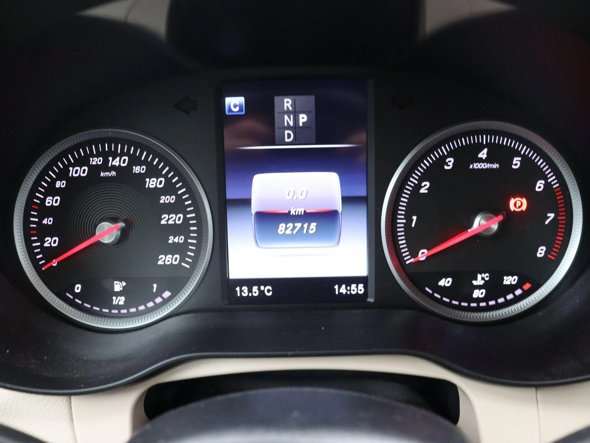 Mercedes-Benz GLC 250 4MATIC + LEDER + LED + TREKHAAK +