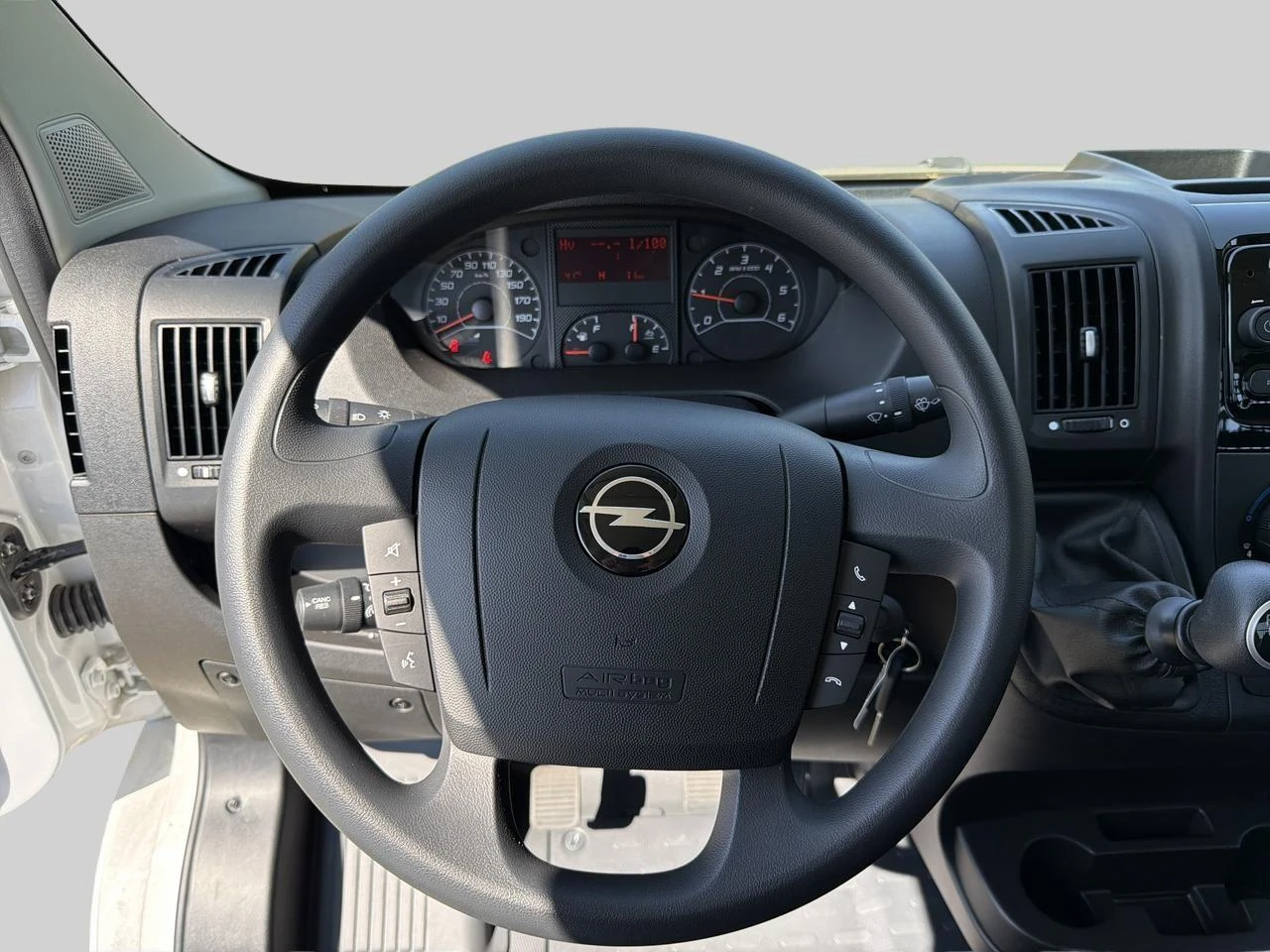 Opel Movano 3500 2.2 L Turbo D 103kW L2 Light