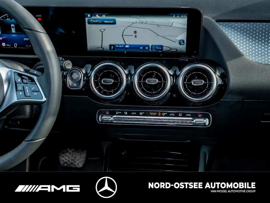 Mercedes-Benz-GLA-image-8