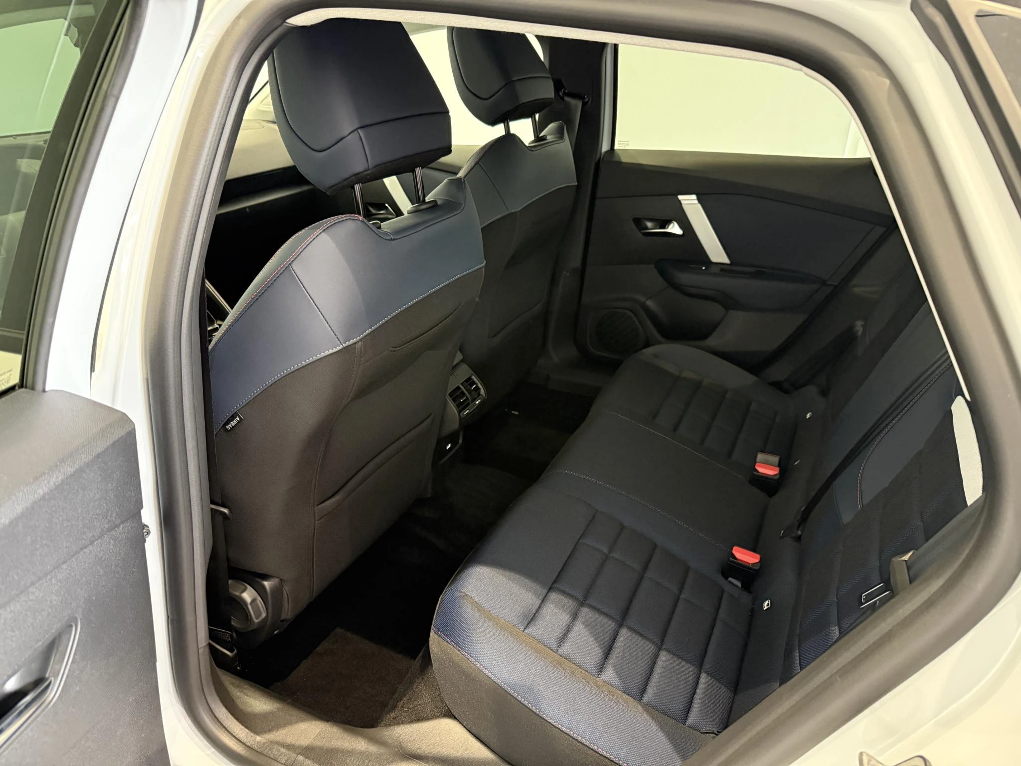 Citroën-ë-C4-image-8