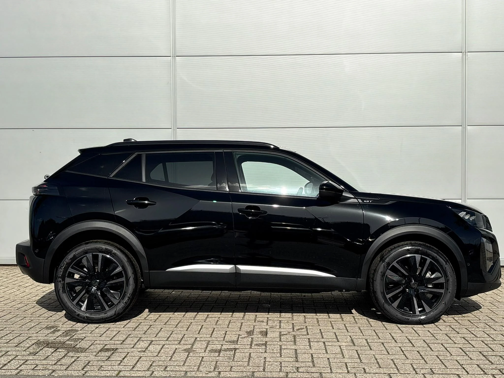 Peugeot-2008-image-6