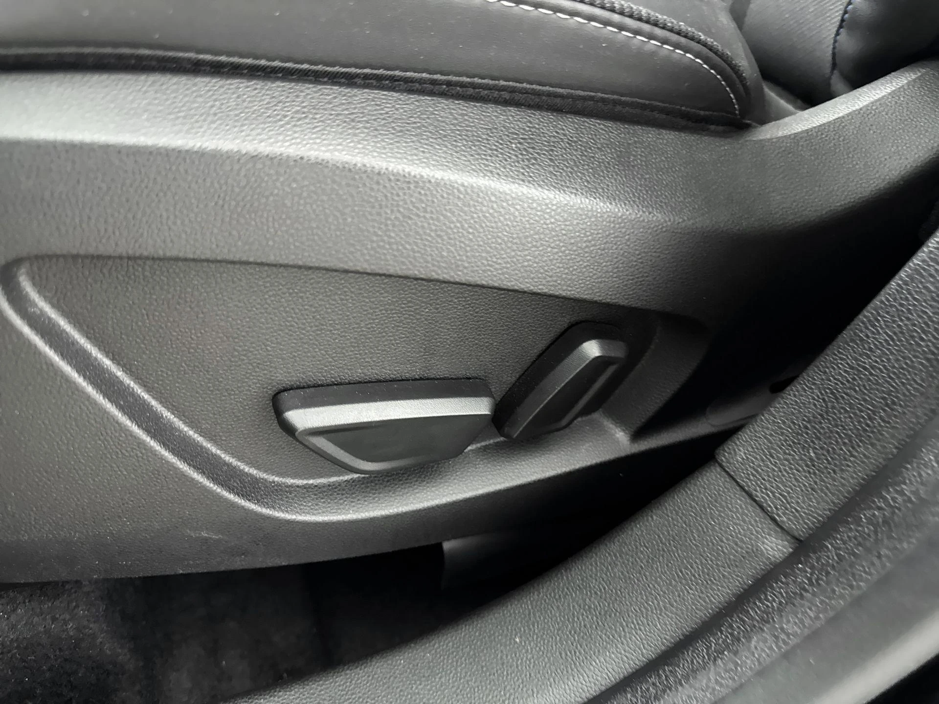 Renault-Captur-image-18