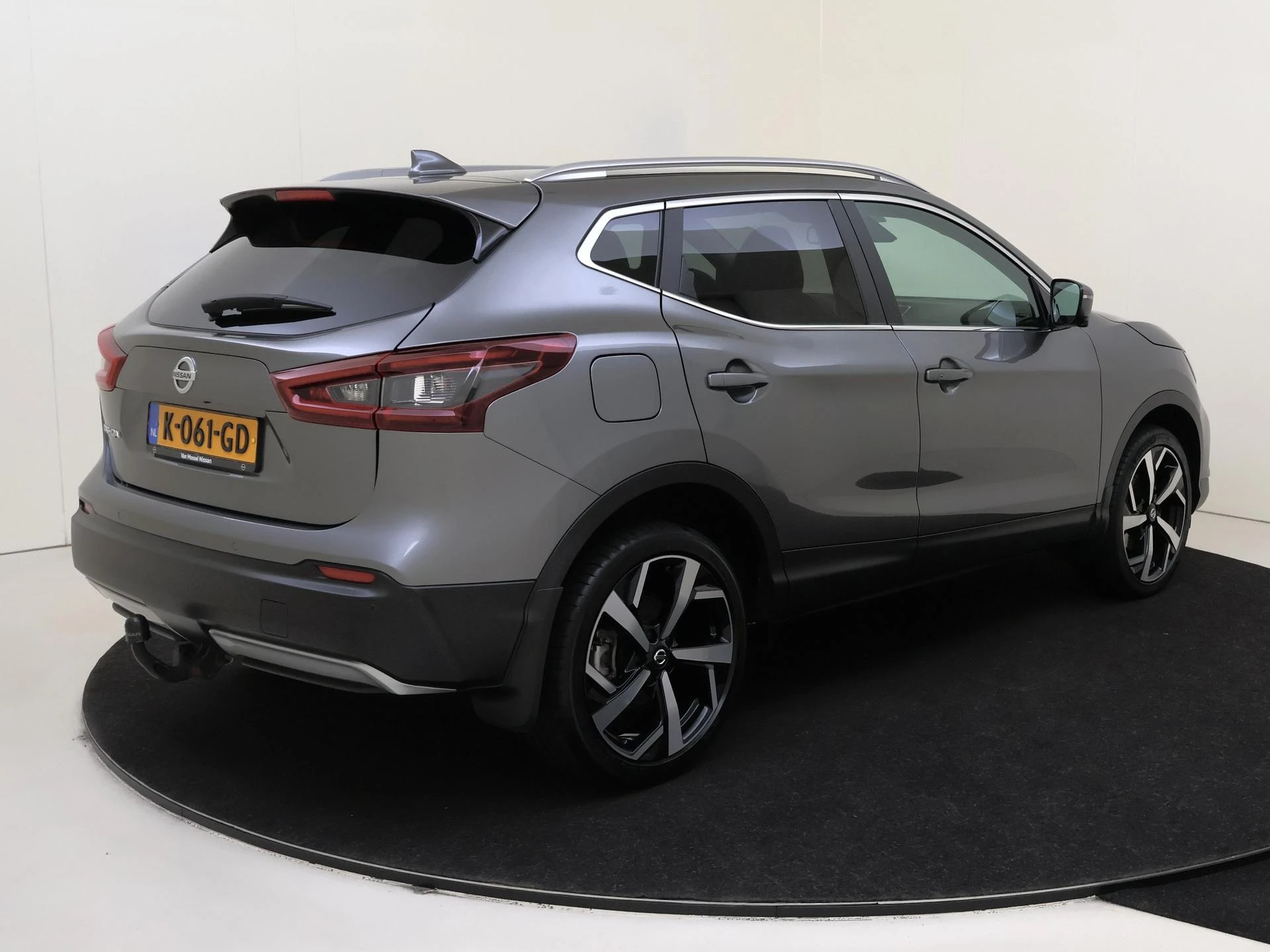 Nissan-QASHQAI-image-3
