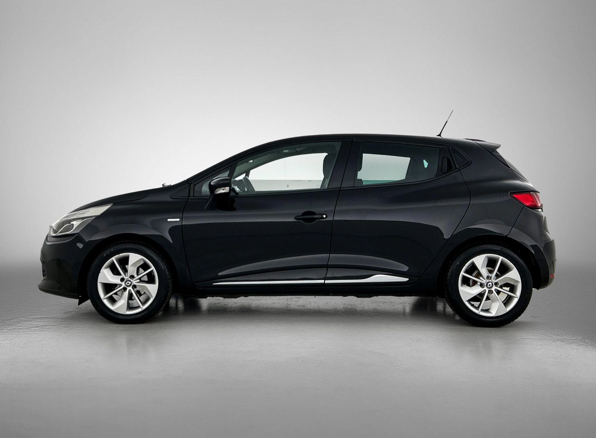 Renault Clio 0.9 TCe Eco2 Limited