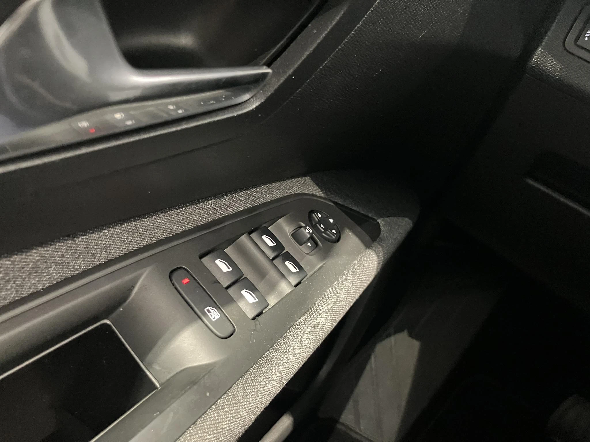 Peugeot-3008-image-19