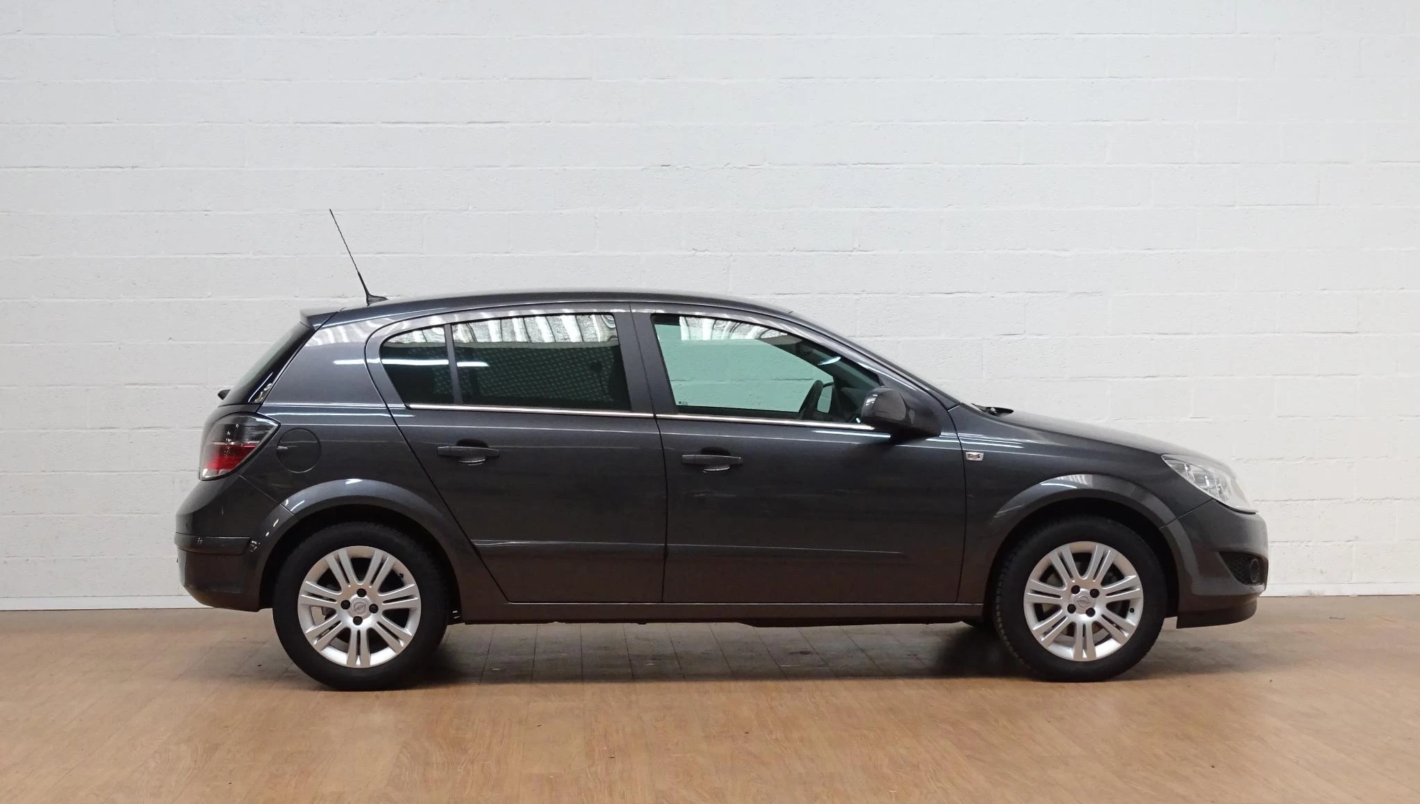 Opel-Astra-image-5