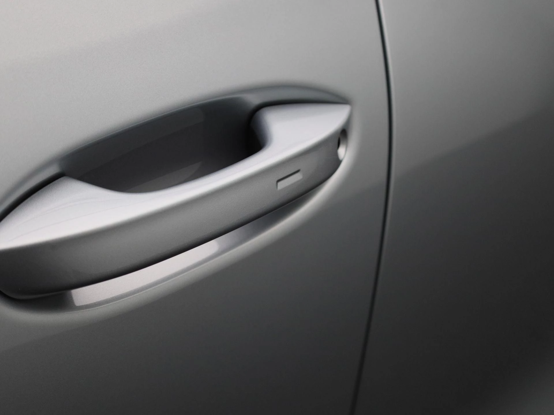 Volkswagen-Tiguan-image-16