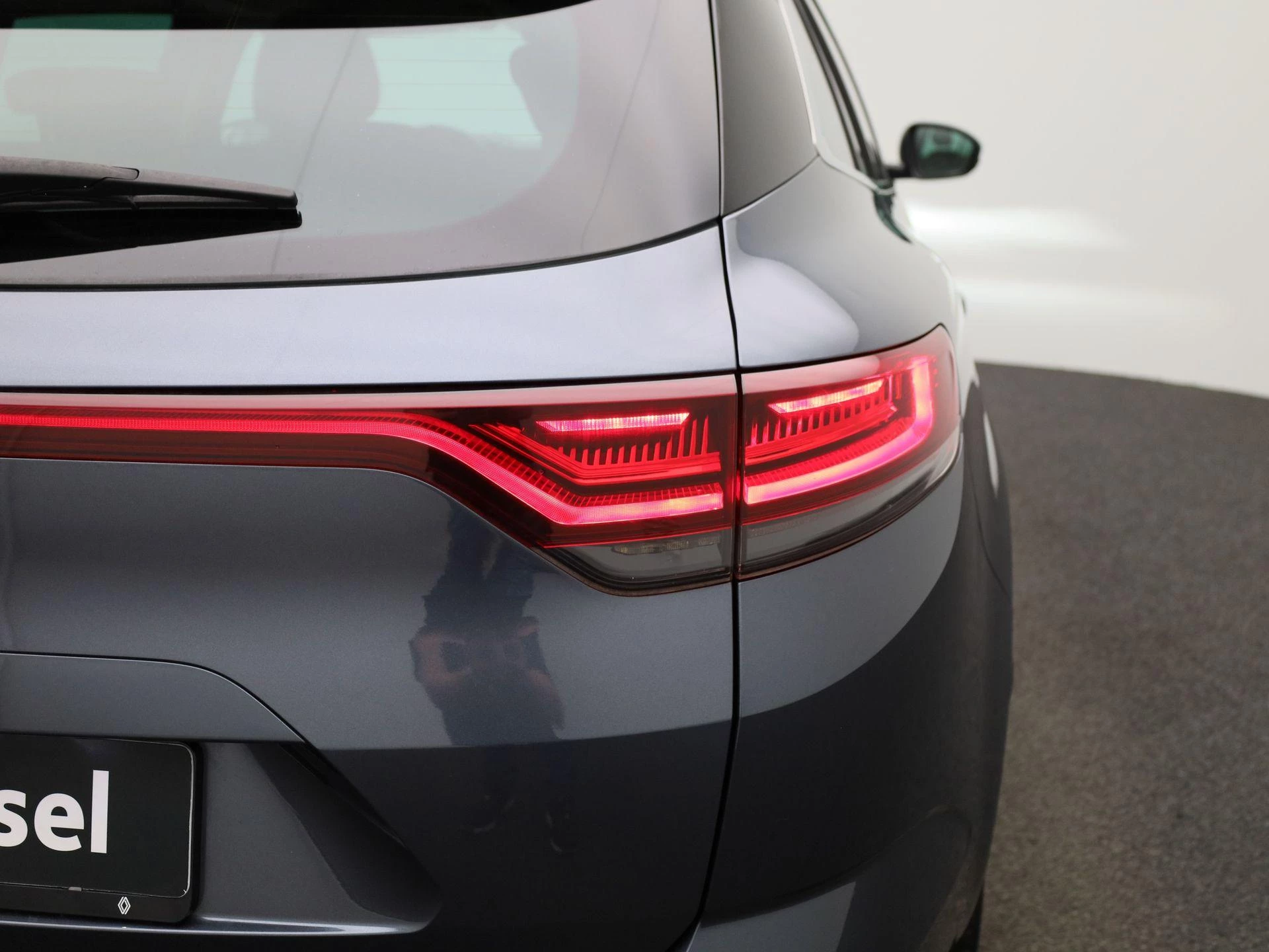 Renault-Mégane Grand Tour-image-31