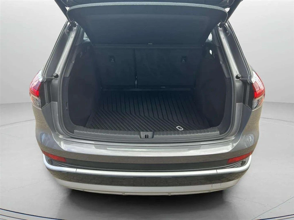Audi-Q4 e-tron-image-23