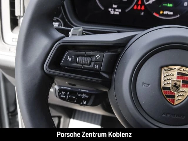 Porsche-Cayenne-image-16