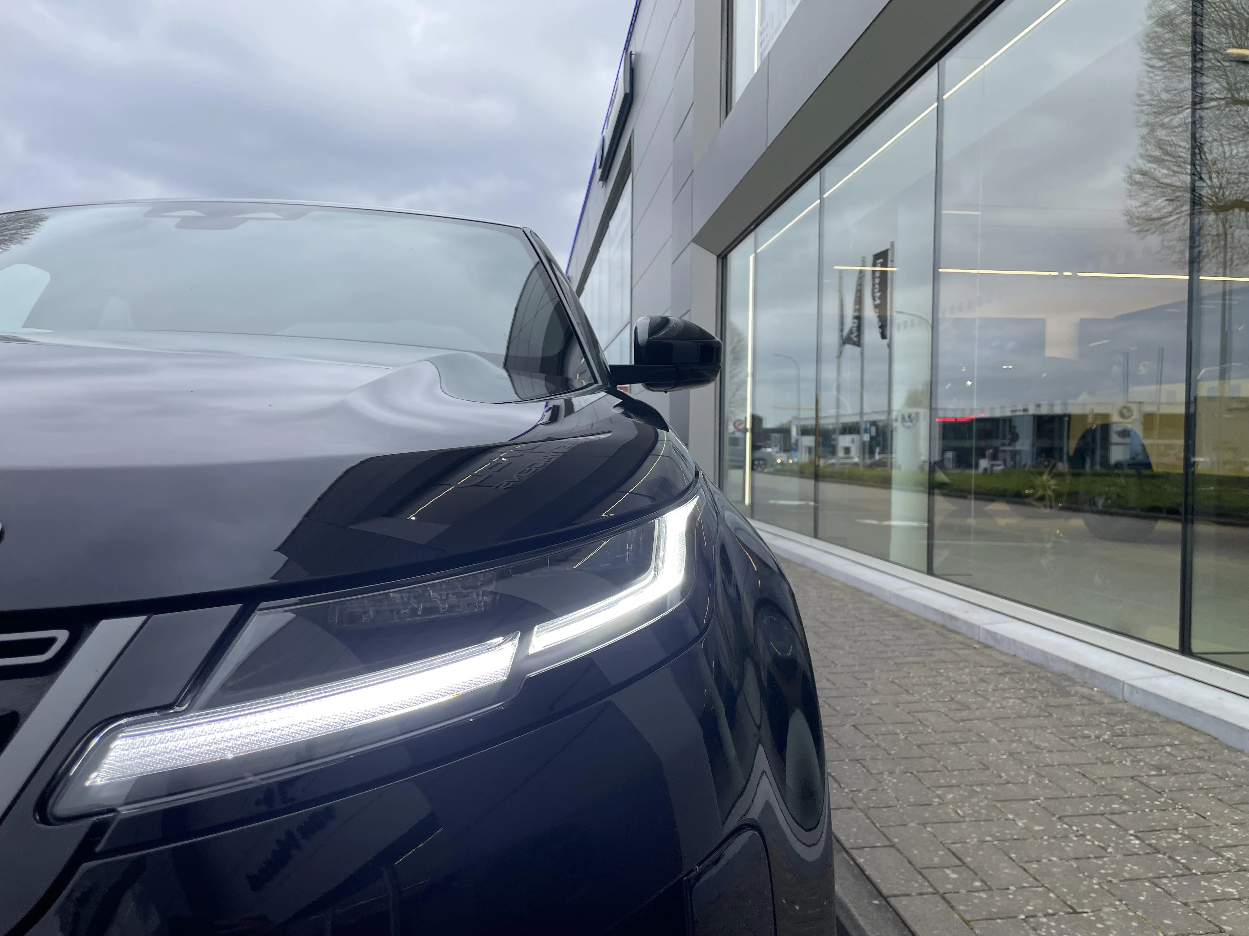 Land Rover Range Rover Evoque P300e S AWD Auto