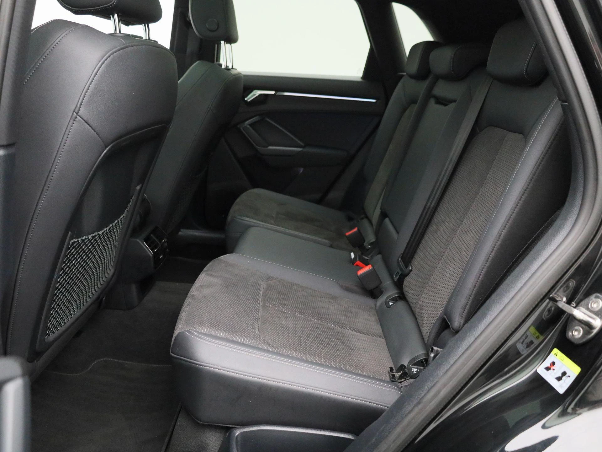 Audi-Q3-image-10