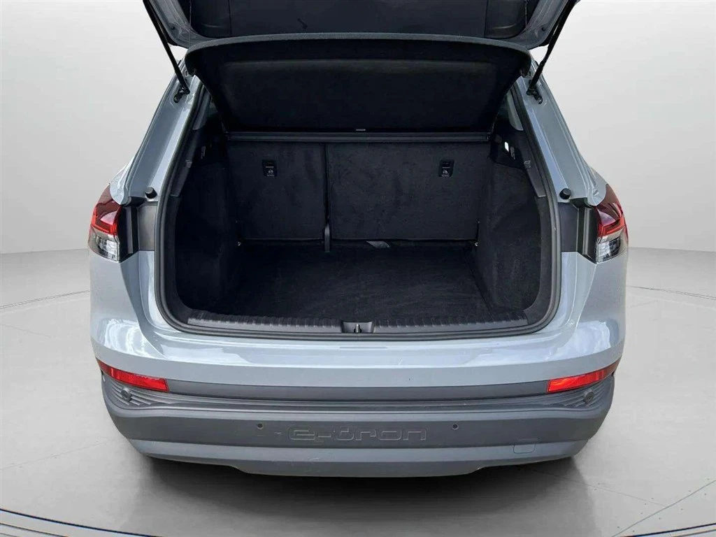 Audi-Q4 e-tron-image-19