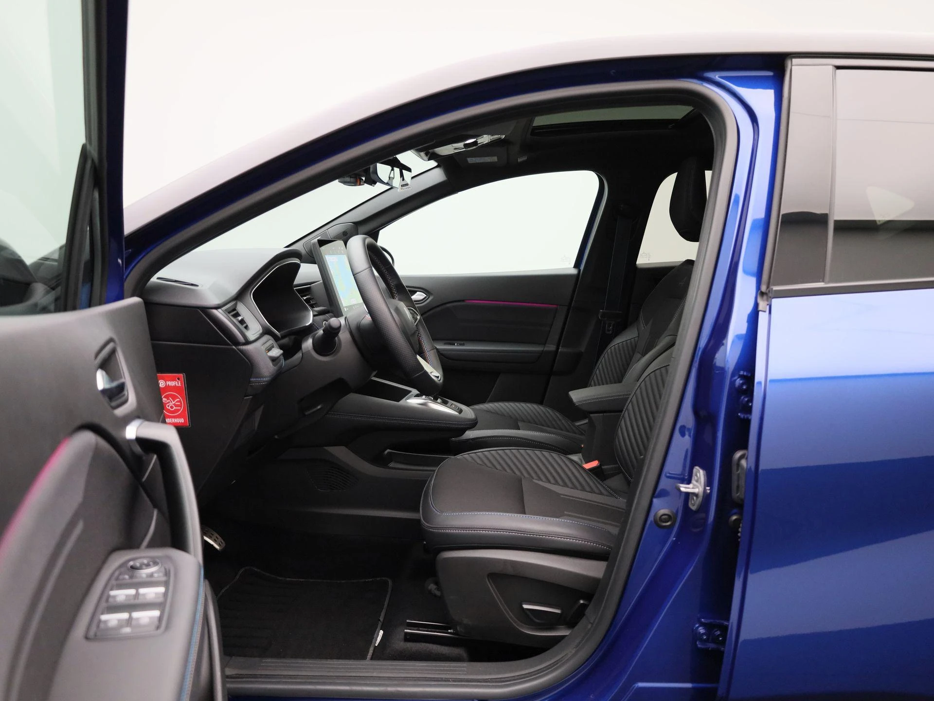Renault-Captur-image-8