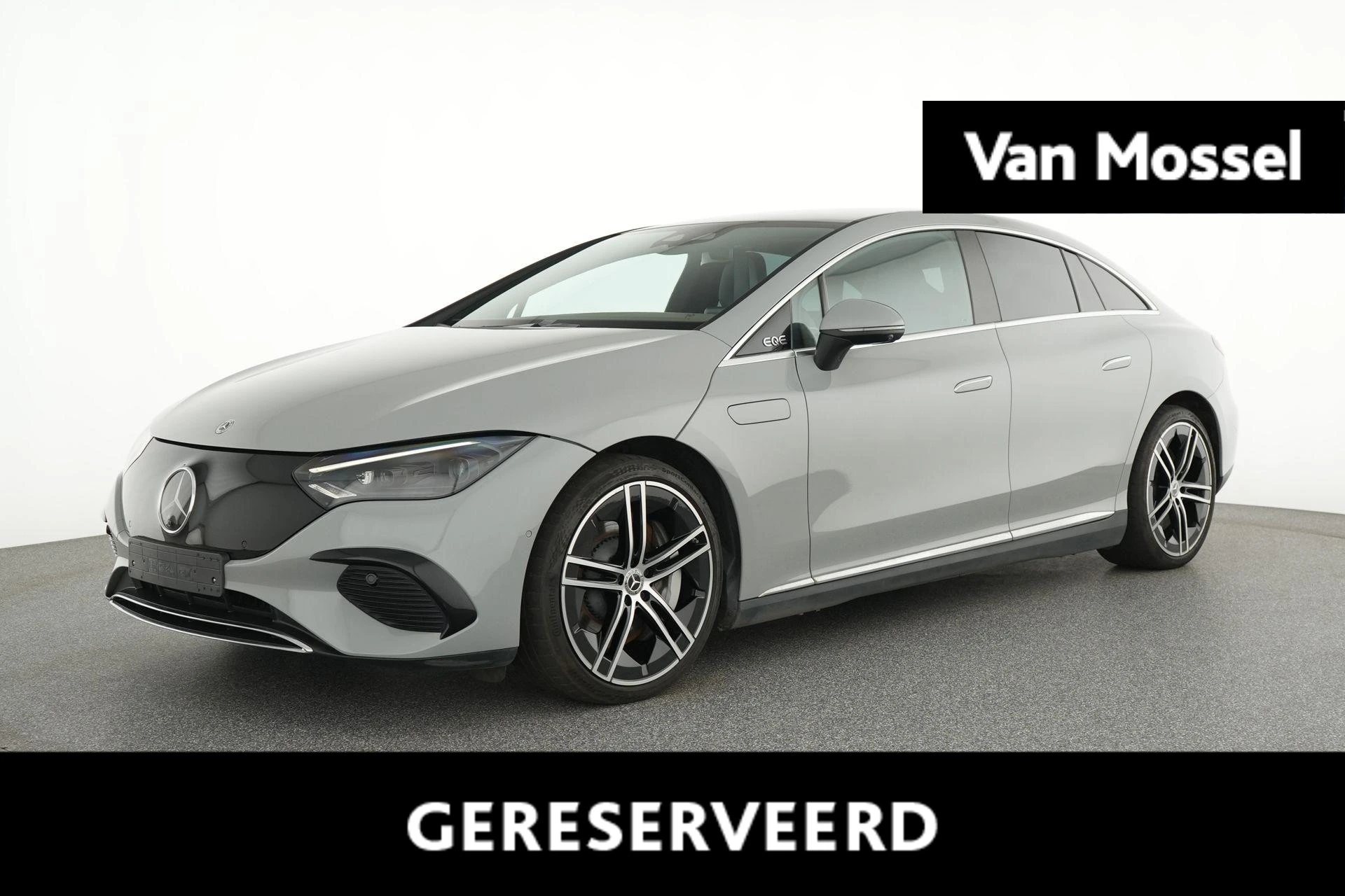 Mercedes-Benz-EQE-image-0