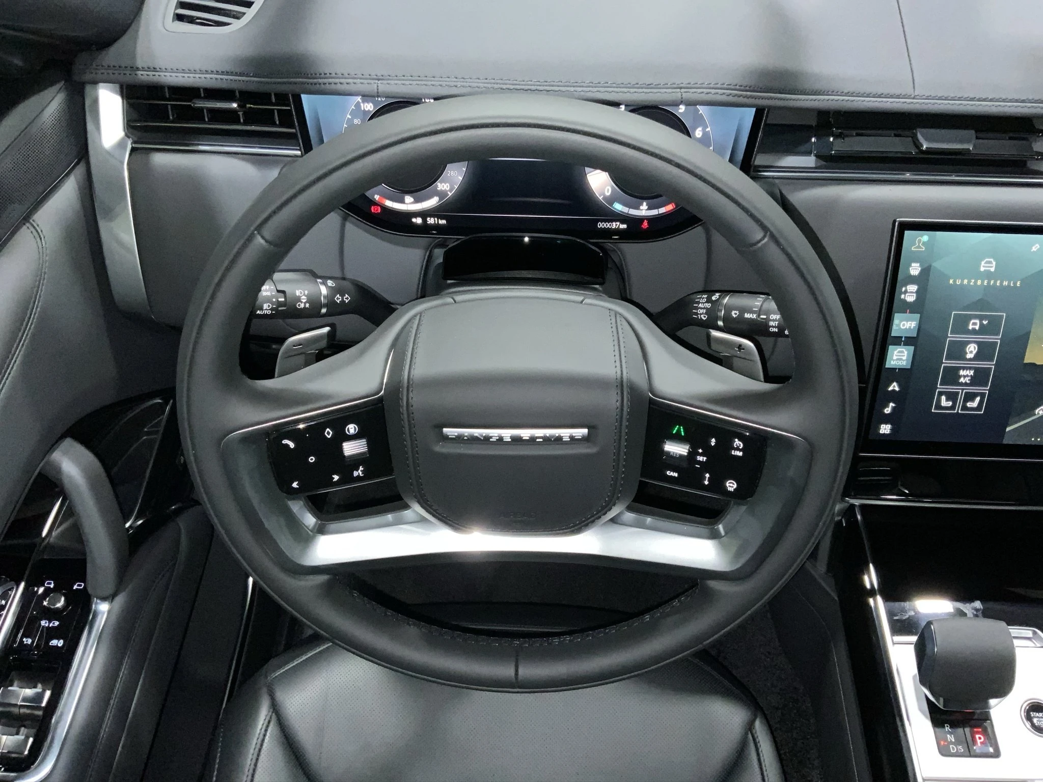 Land Rover-Range Rover-image-9