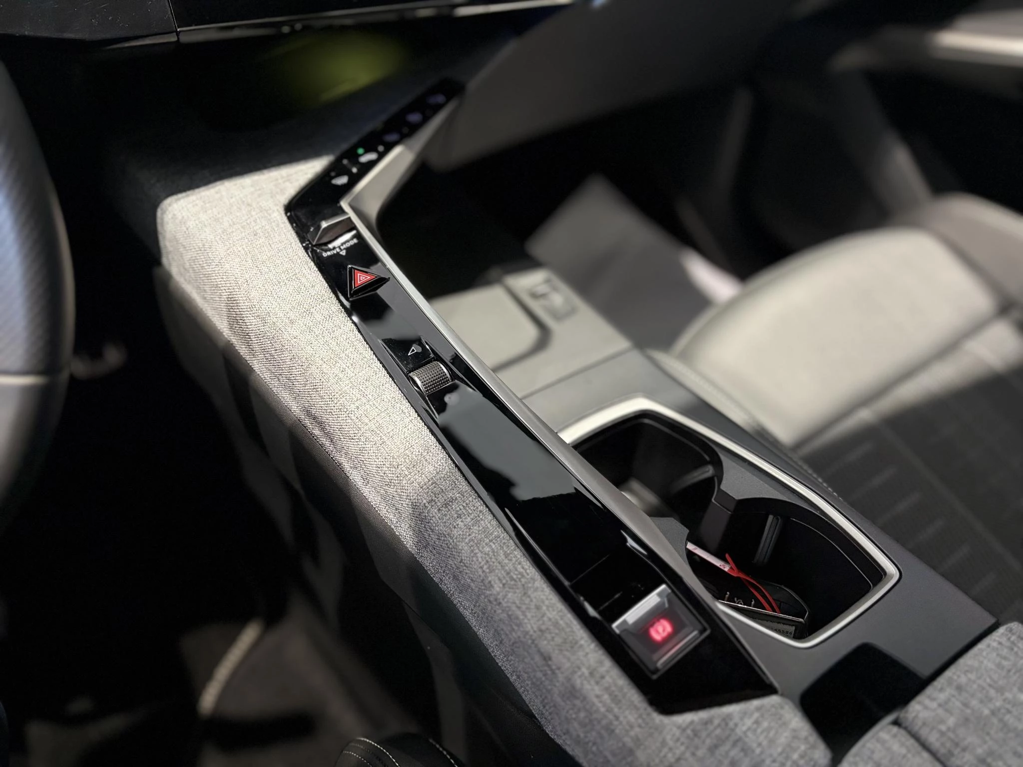 Peugeot 5008 1.2 Hybrid 145 GT 7p