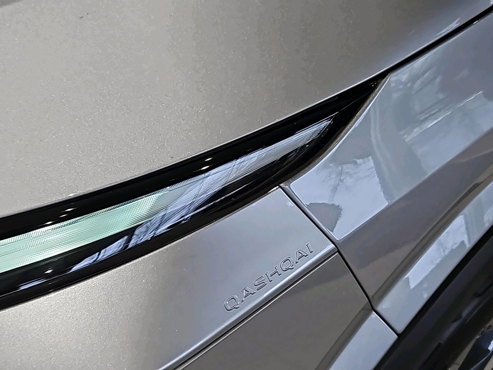 Nissan QASHQAI 1.3 MHEV Xtronic N-Connecta