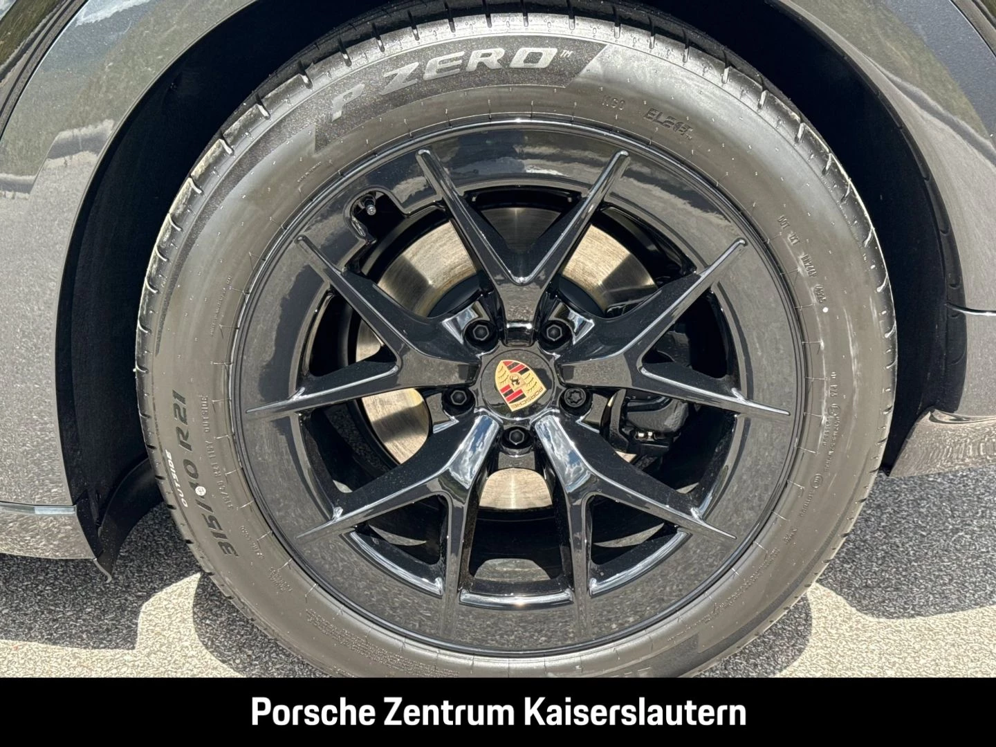 Porsche Cayenne Electric HA-Lenkung Head-Up LED-Matrix -