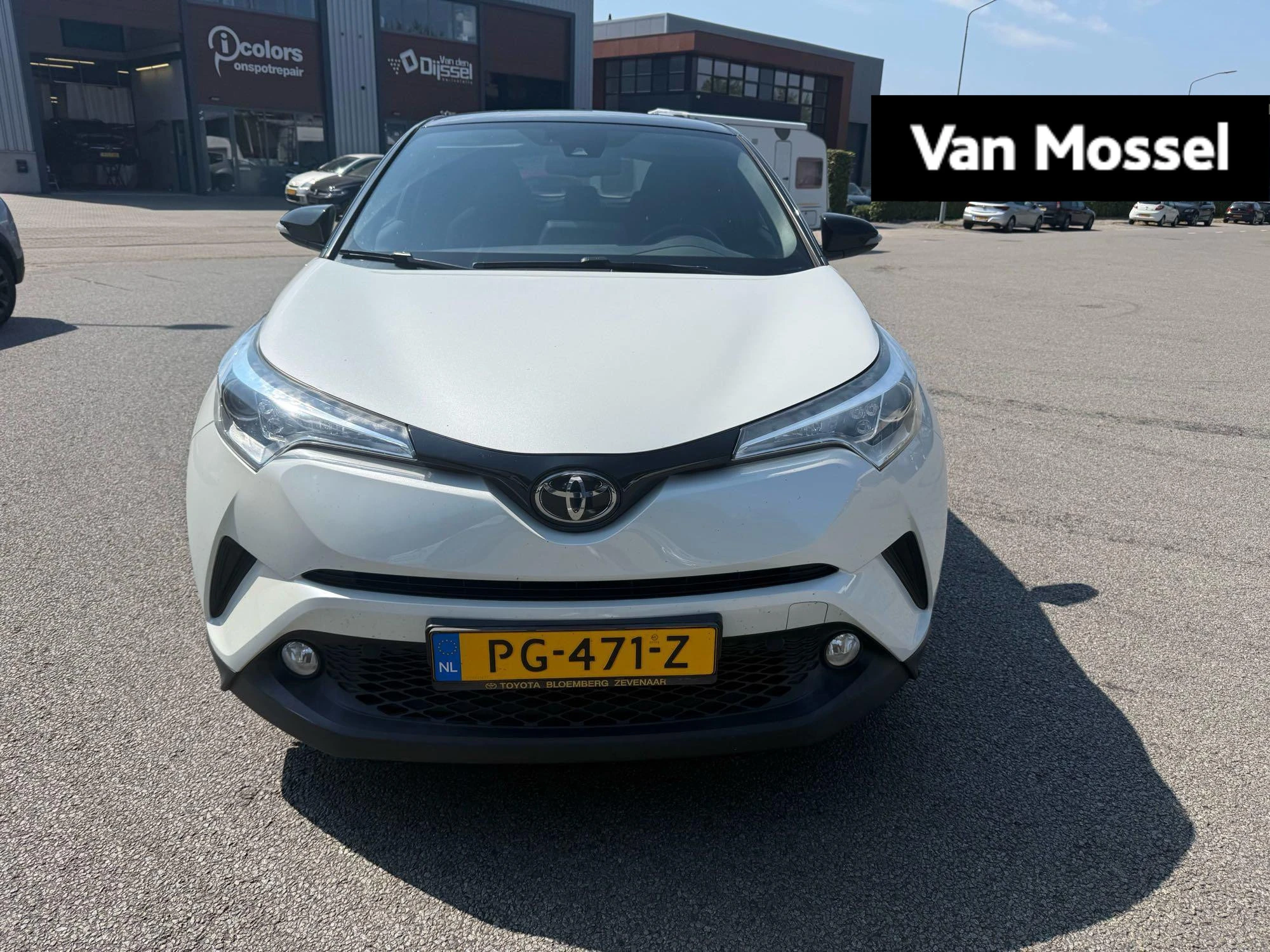 Toyota-C-HR-image-0