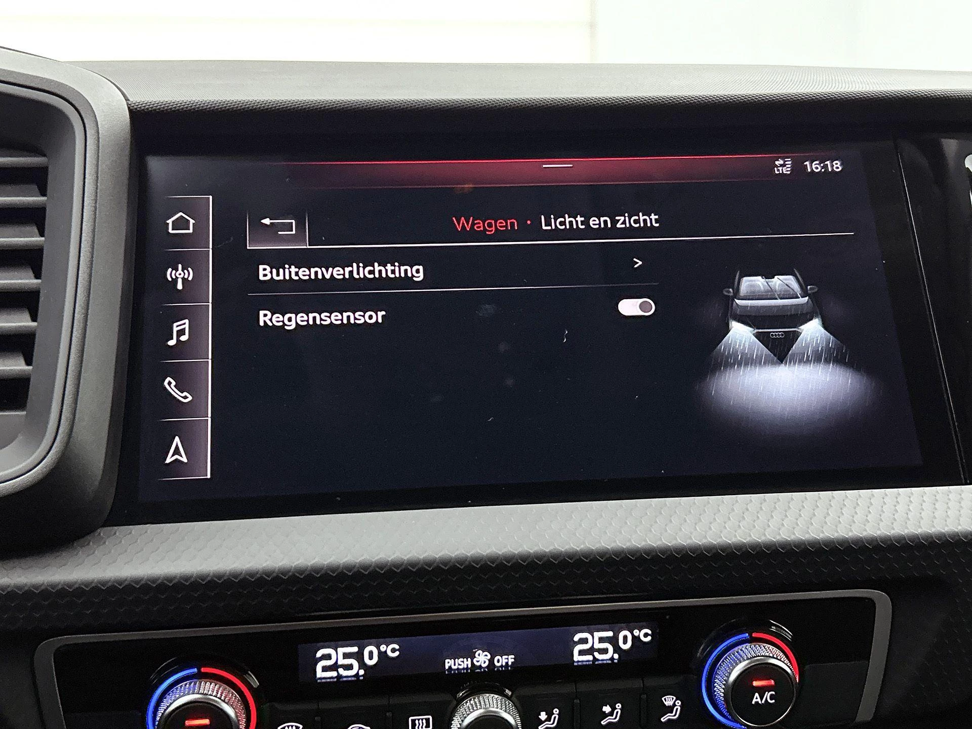 Audi-A1 Sportback-image-16