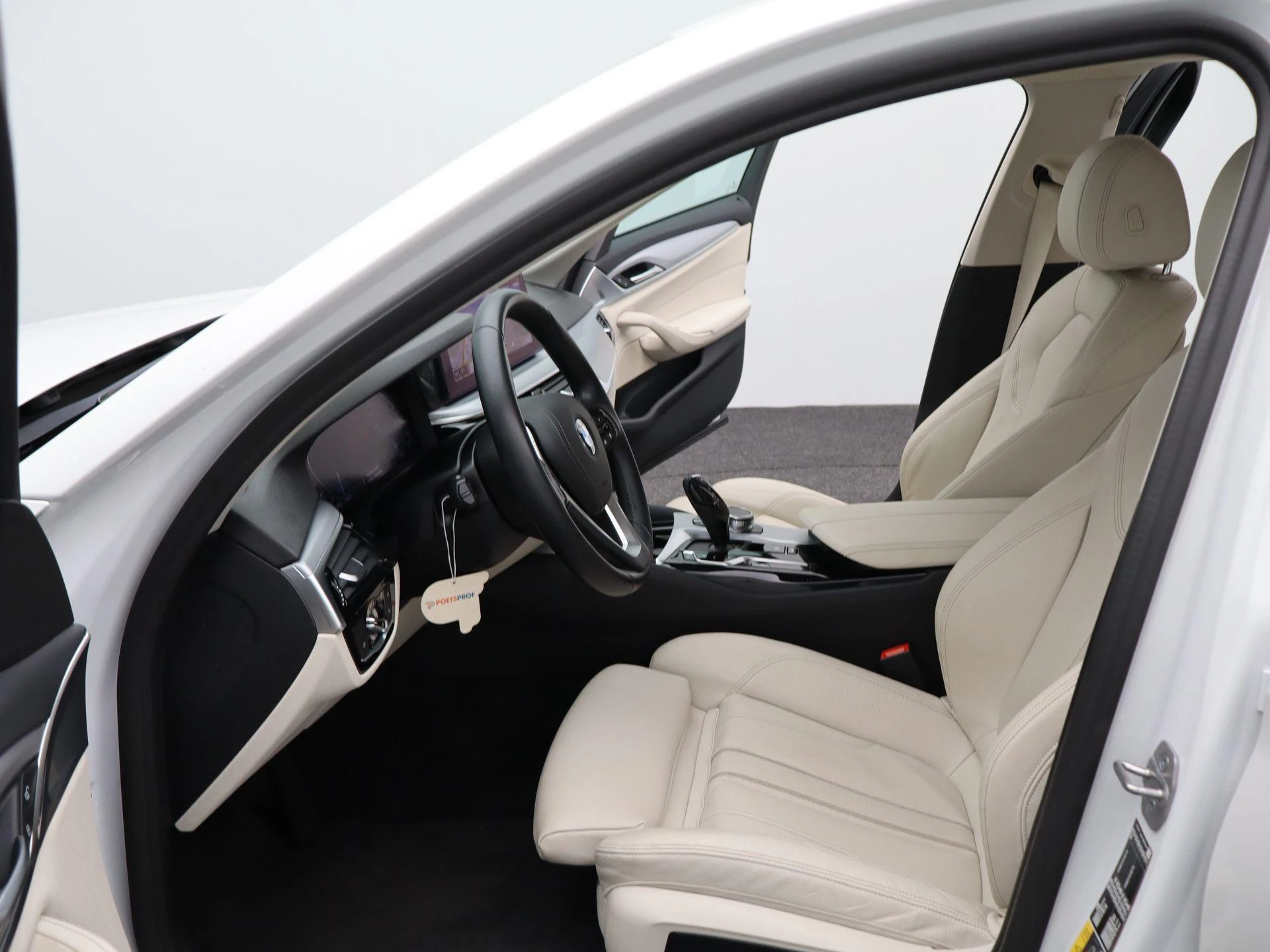 BMW-5 Serie-image-10