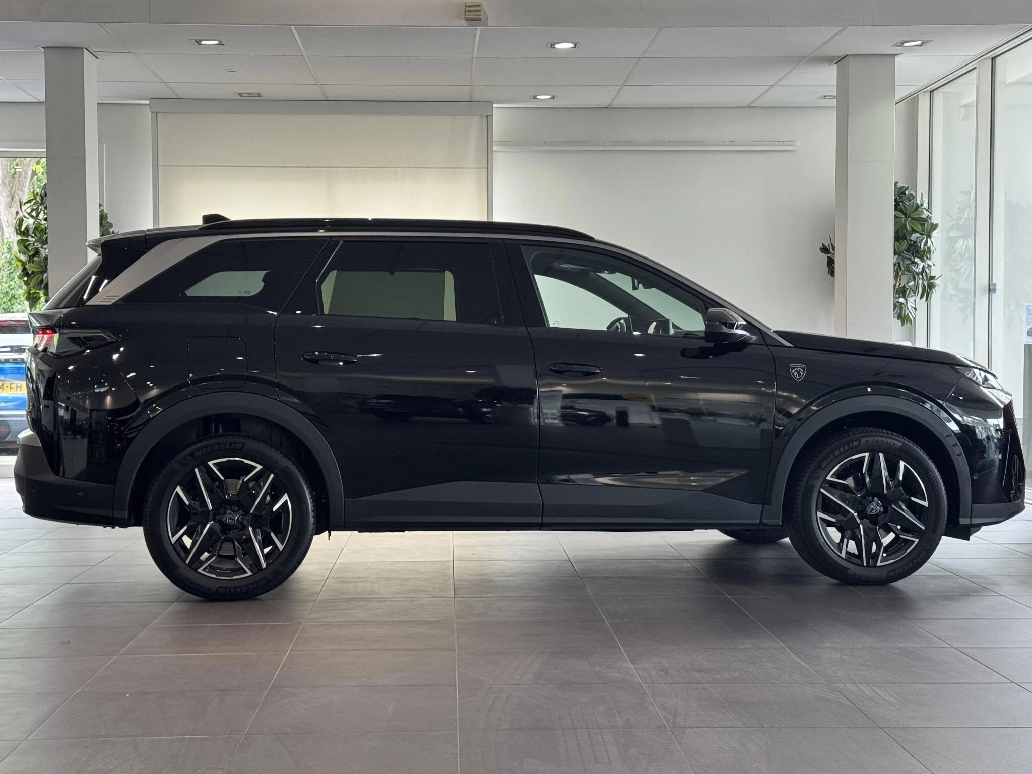 Peugeot 5008 1.2 PureTech Blue Lease Executive