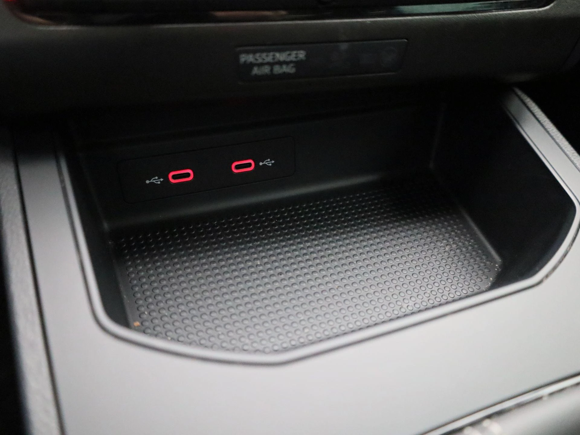 SEAT-Ibiza-image-24