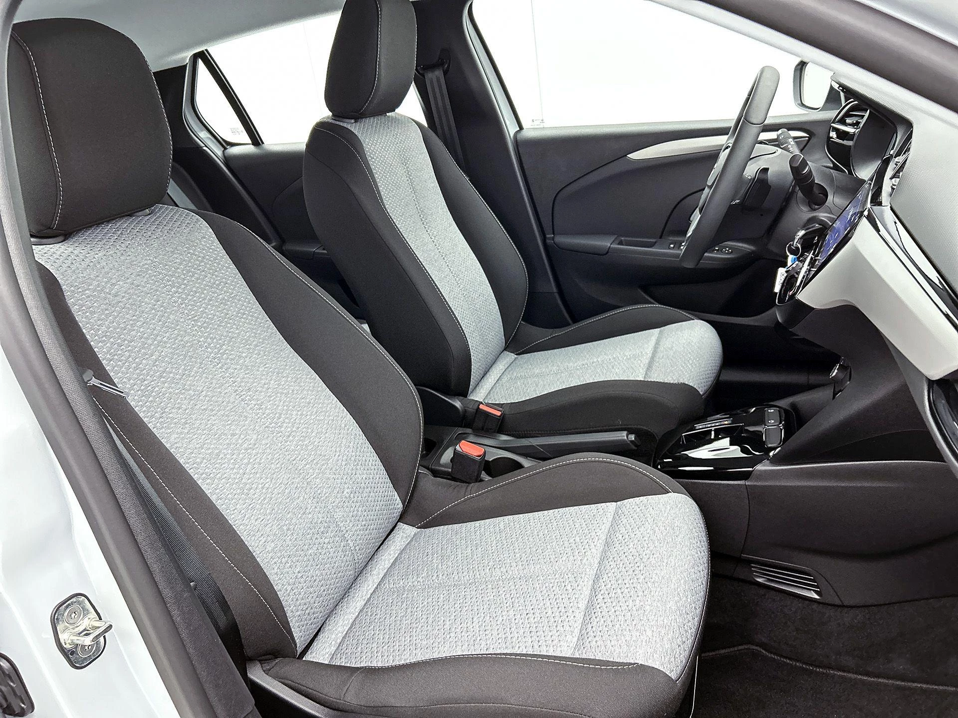 Opel-Corsa-image-38