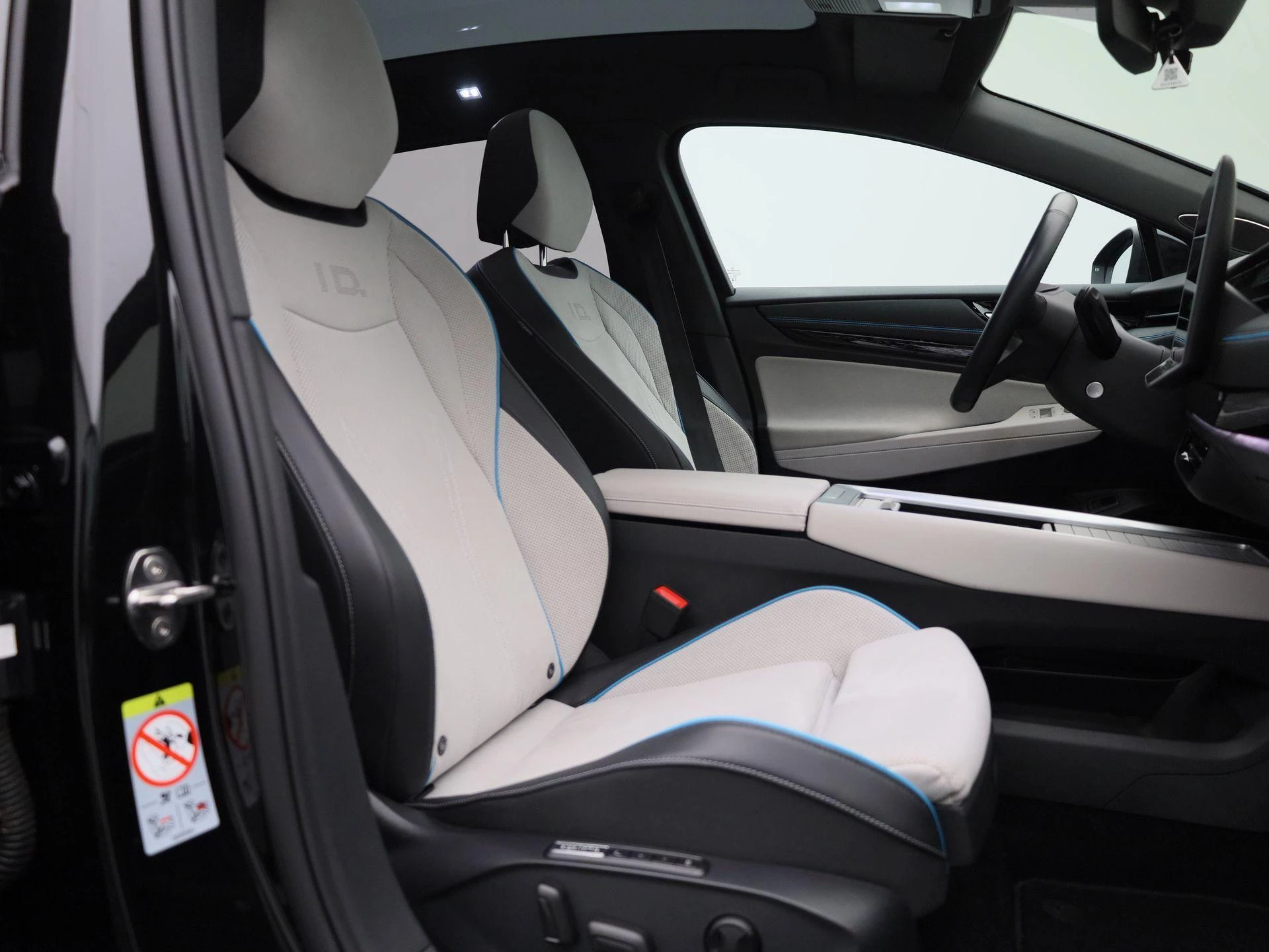 Volkswagen-ID.7-image-41