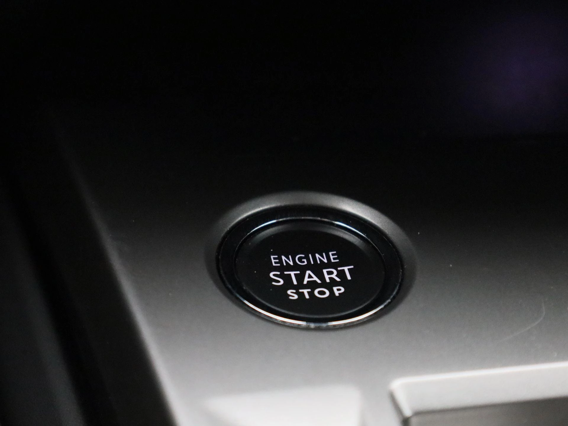 Peugeot-308-image-23