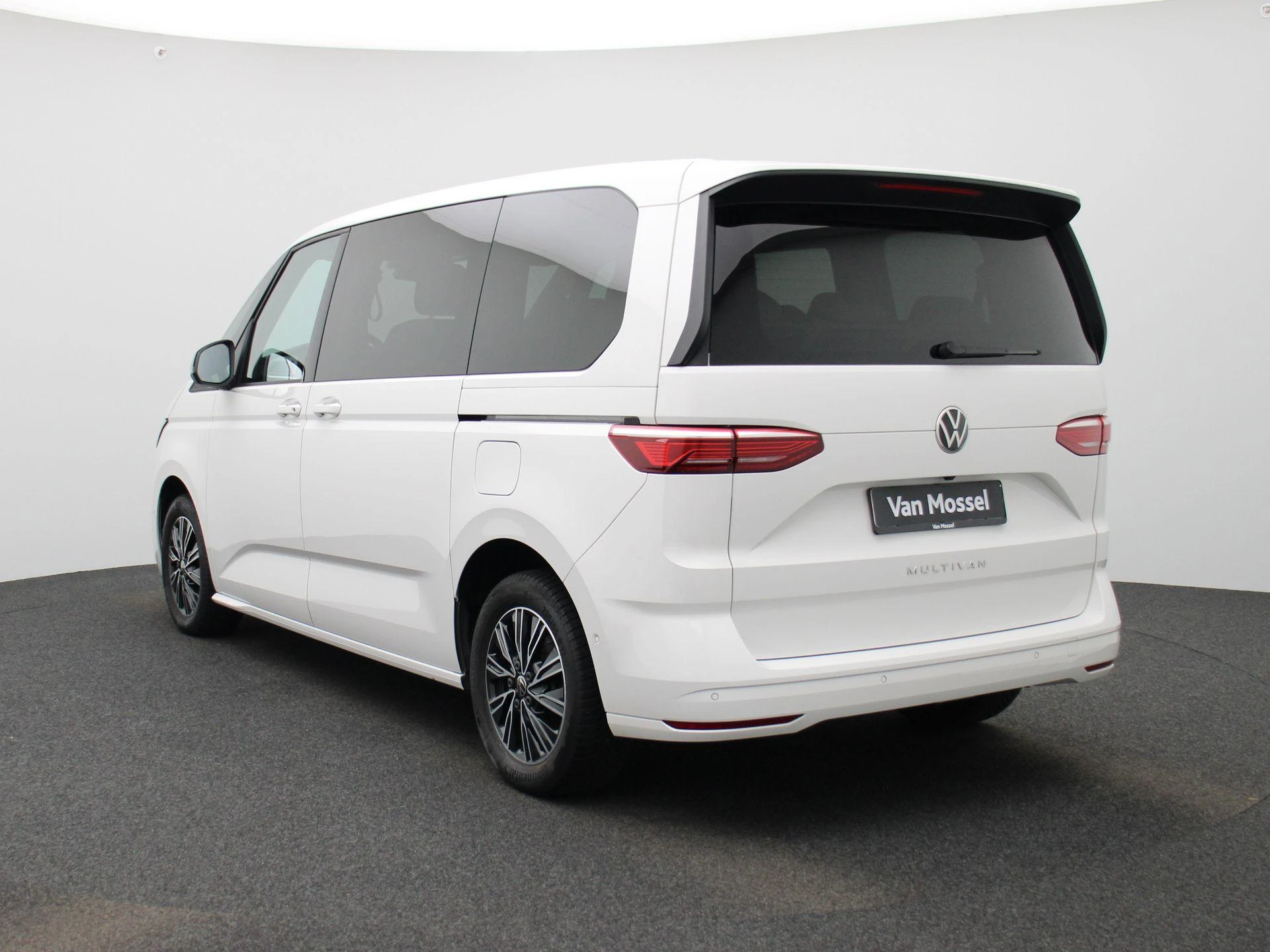 Volkswagen-Multivan-image-1