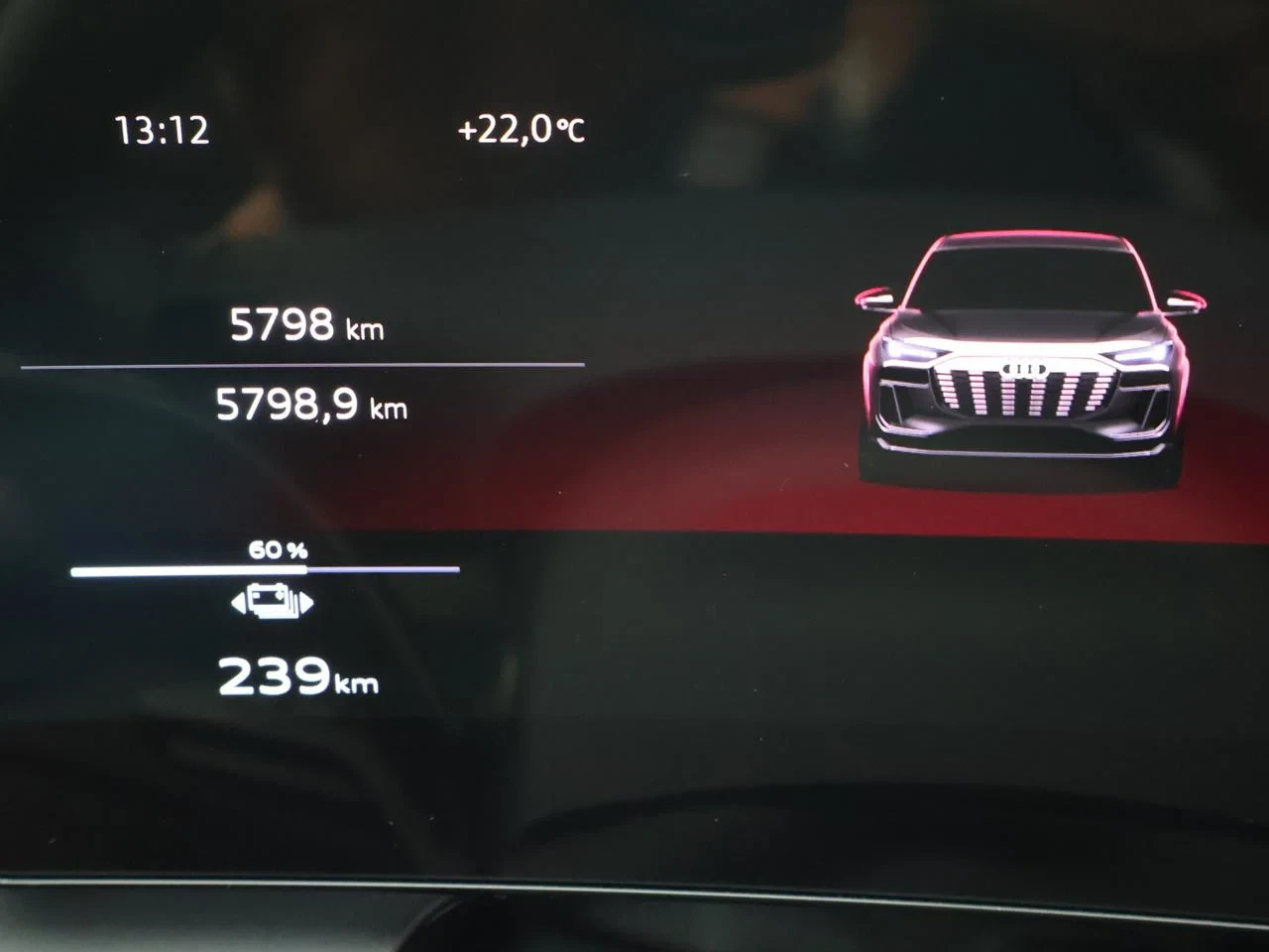 Audi-Q6 e-tron-image-18