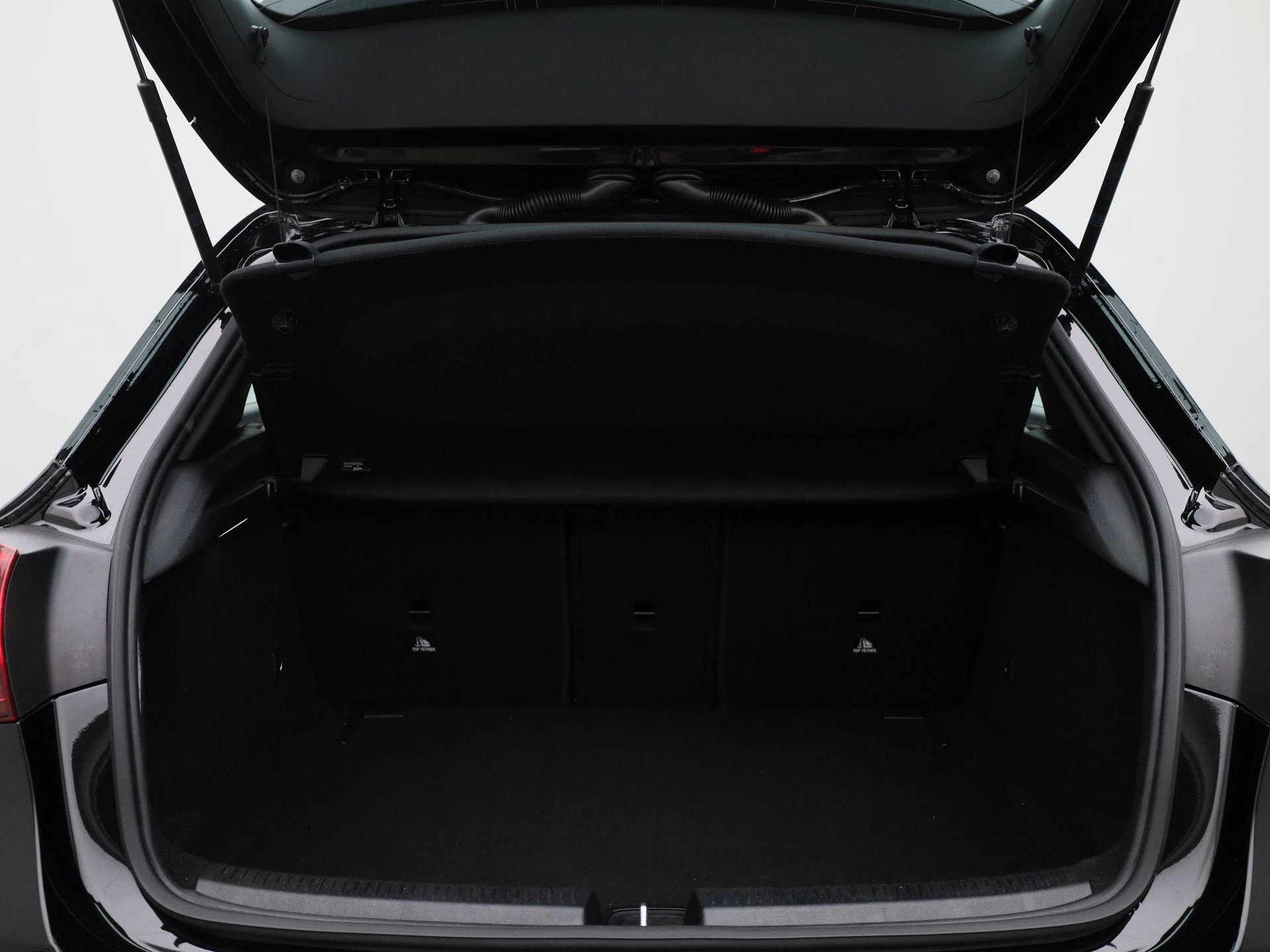 Mercedes-Benz-A-Klasse-image-13