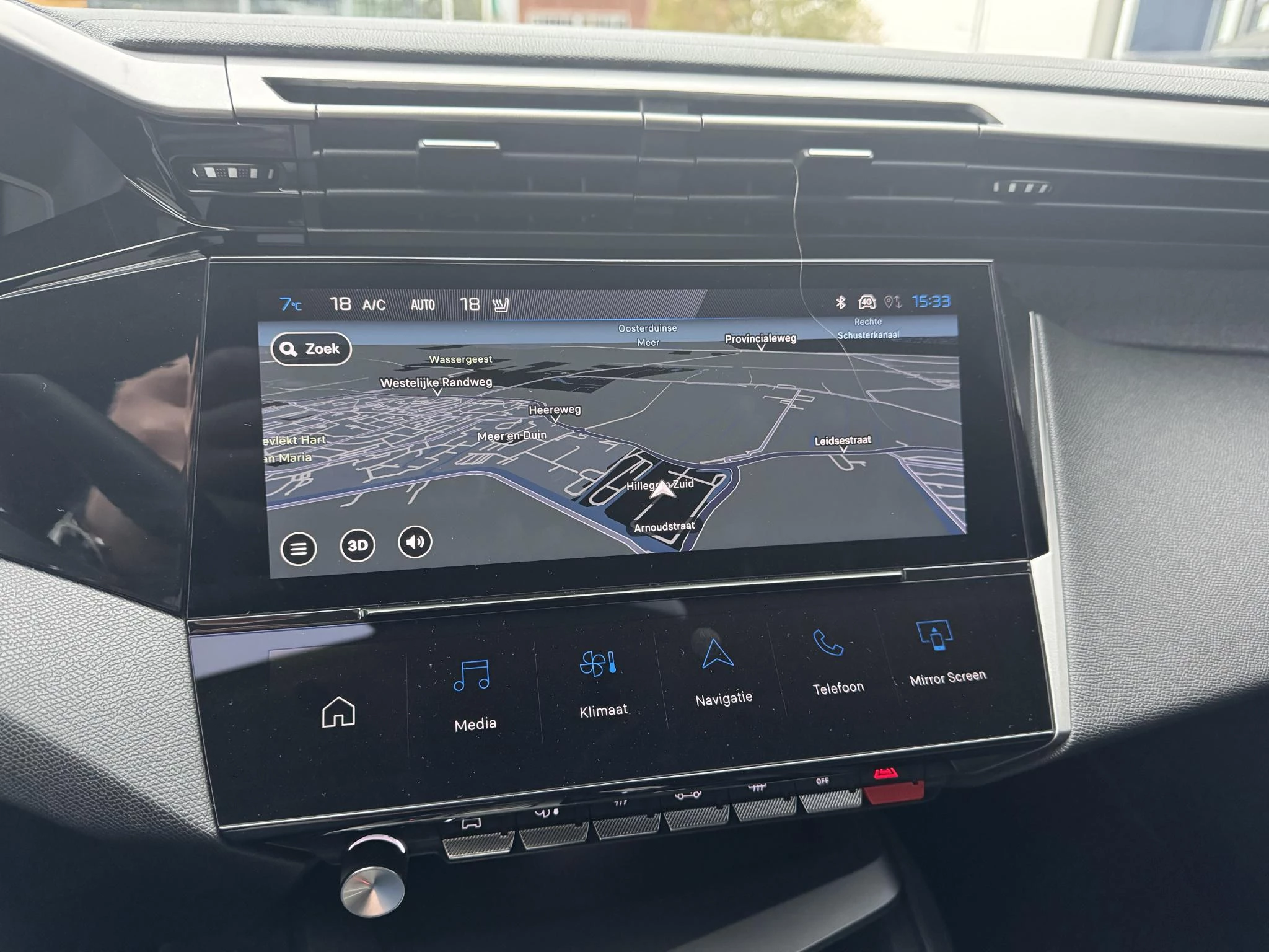 Peugeot-e-308-image-18