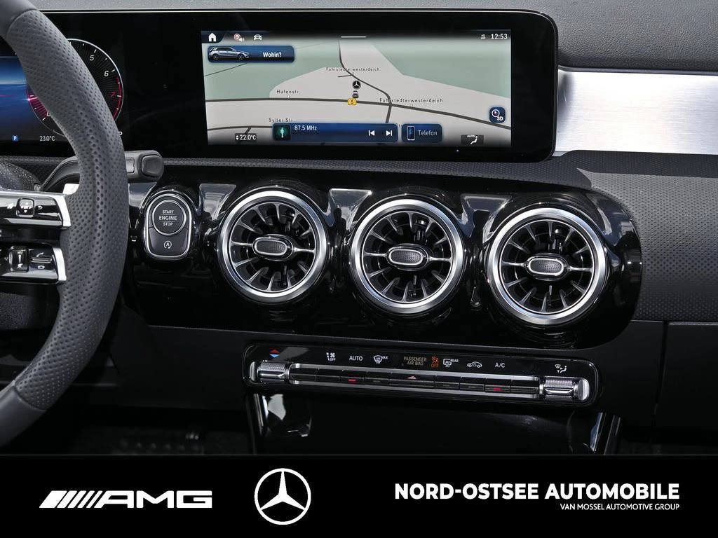 Mercedes-Benz A-Klasse 200 AMG ADV.+ PANO MBUX NIGHT AMG Line