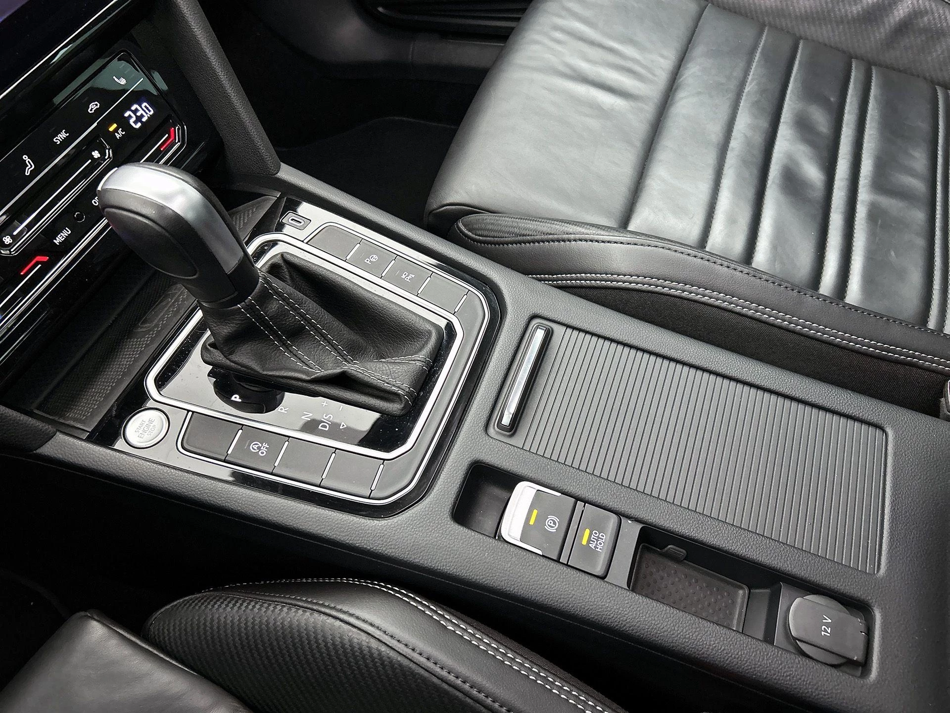 Volkswagen-Passat-image-43